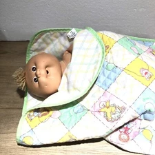 Vintage 1982 Cabbage Patch Kids Baby Brown Eyes Blonde W/ Sleeping Blanket Quilt