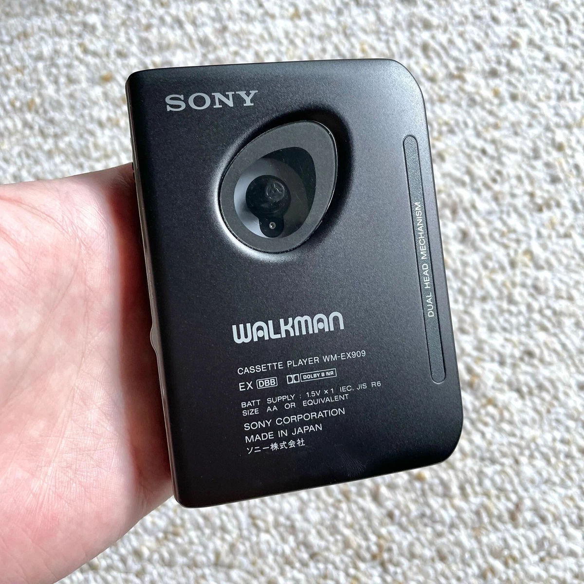 SONY EX909 Walkman Cassette Player, Excellent Black ! Motor Running !