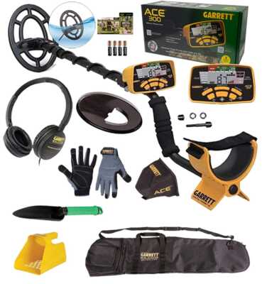 Garrett Ace 300 Metal Detector with Garrett All-Purpose Carry Bag, Treasure Digg