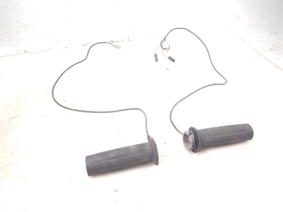 2010 Victory Cross Roads Throttle Tube & Grip HEATED - Image 3 of 4