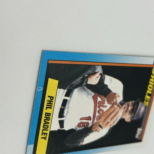 1990 Topps #163 Phil Bradley - Picture 4 of 8