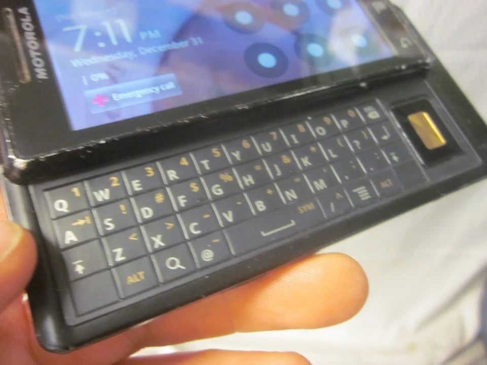 Motorola Droid A855 Black Verizon Smartphone - Read Note - Image 3 of 4