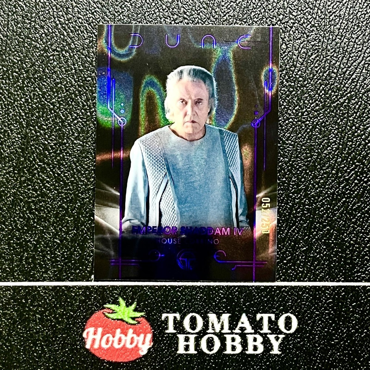TOPPS CHROME DUNE 2025 Emperor Shaddam IV /250 PURPLE LAVA TOPPS CHROME DUNE 2025 Emperor Shaddam IV /250 PURPLE LAVA
