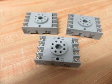 IDEC SR2P-06 Socket Relay SR2P06 (Pack of 3)