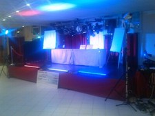 4  projecteur par 64 court led chome dmx 18 urgent