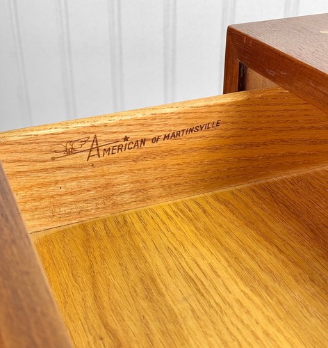 Mid-Century American of Martinsville Accord Walnut End Table - Picture 7 of 9
