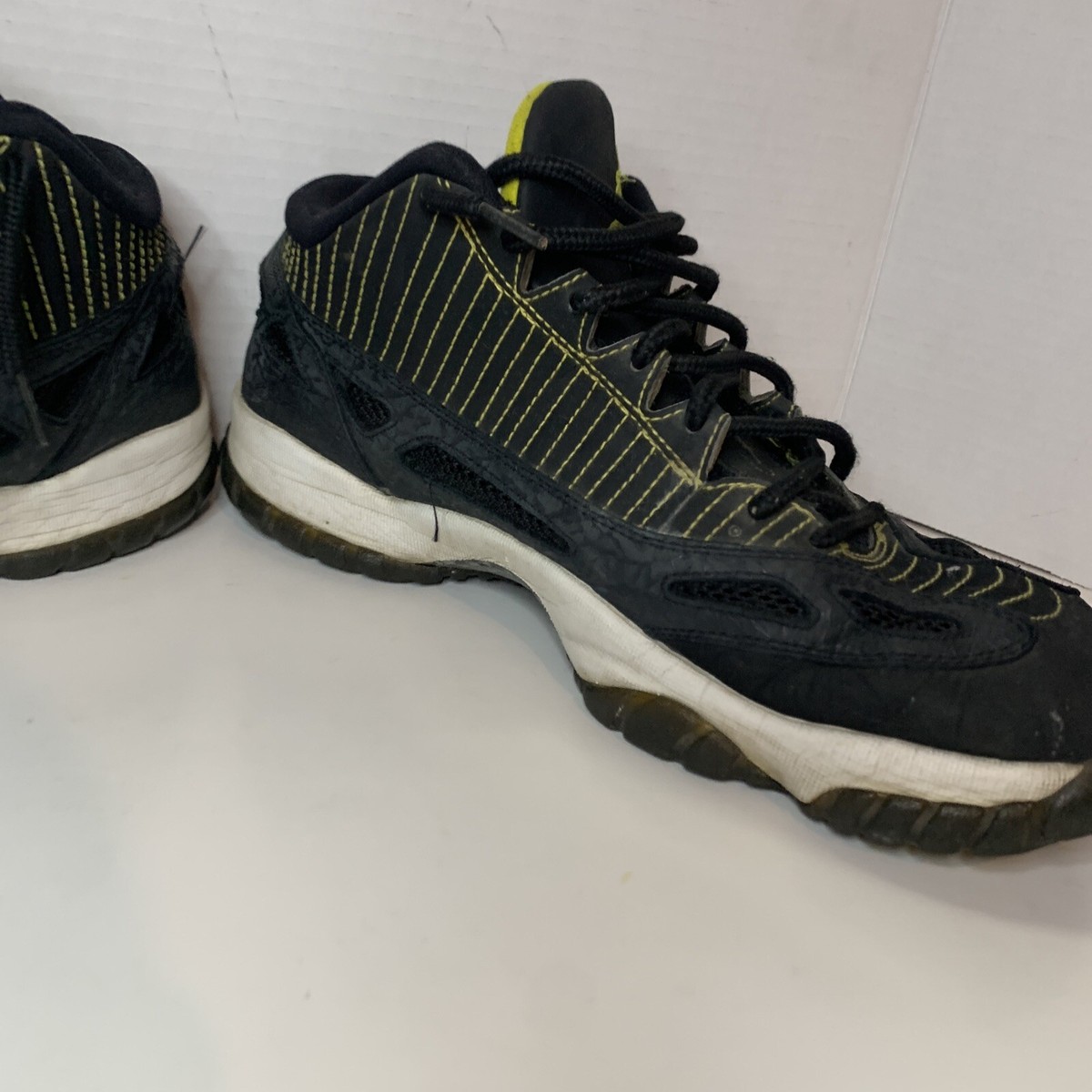 靴 NIKE AIR JORDAN 11 RETRO LOW IE 26cm Nike Air Jordan 11 Retro Low Ie Air Jordan Retro Low Black