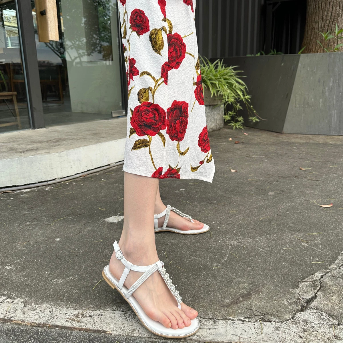 Women's Sandals: Strappy, Heel & Flat Sandals