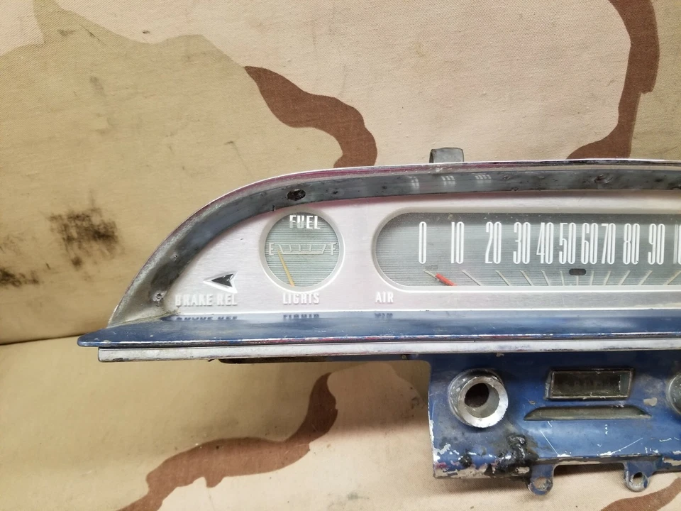 Ford Galaxie Sunliner 1960 60 velocímetro racimo Speedo OEM original vintage Foto 4 de 4