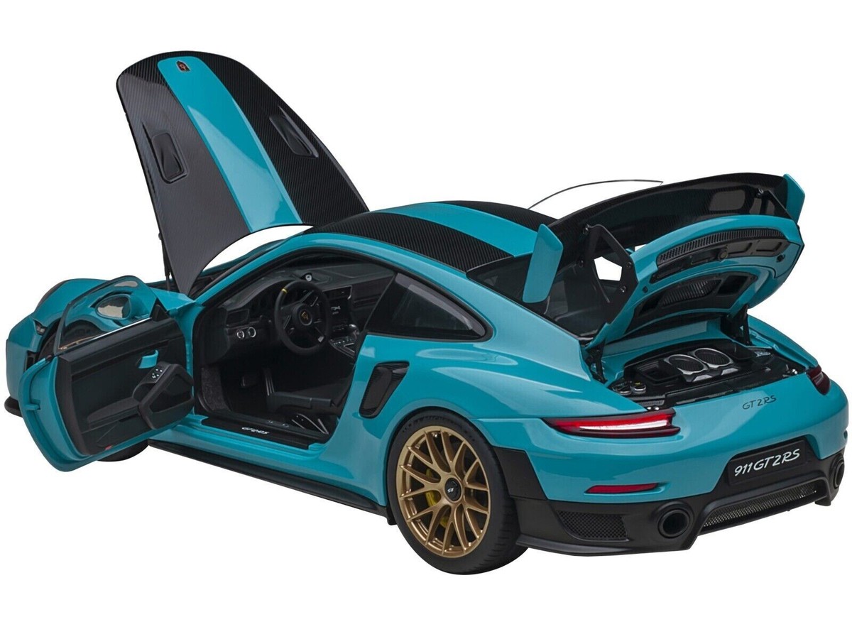 1/18 Porsche 911 (991.2) GT2 RS Weissach Package Miami Blue Model