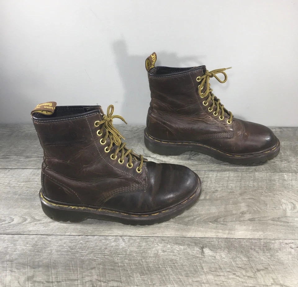 Vintage Doc Martens Made in England Women 1460 Leather Combat Boots UK 5 US 7 Dr - Image 2 of 4