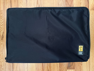Vintage CASE LOGIC 60 CD Compact Disc Case Carry Bag Zipper Strap Black