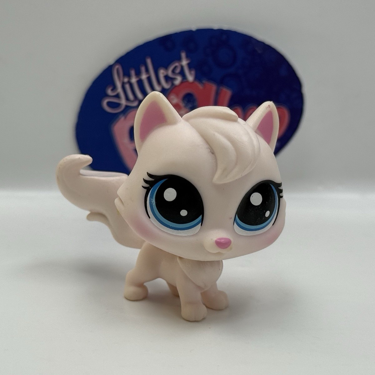 Littlest Pet Shop #1047 Long Hair Angora Cat / 300+ LPS