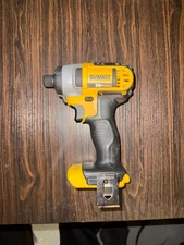 DeWALT DCF885B 20V 20 Volt MAX Lithium Ion 1/4" Cordless Impact Drill Driver