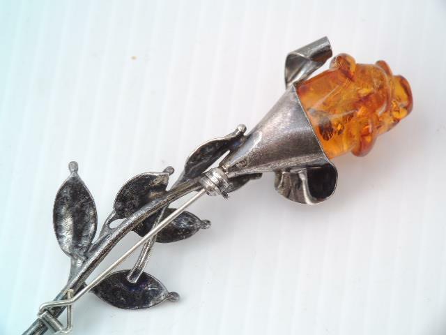 VINTAGE STERLING SILVER CARVED RUSSIAN  AMBER ROS… - image 7