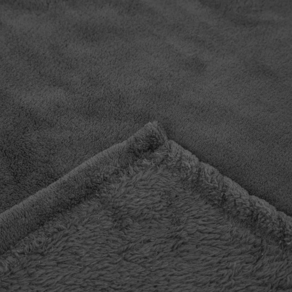 TV Kuscheldecke mit Ärmeln Ärmeldecke Tagesdeck 130x180cm Wohndecke Sherpa Decke - Bild 2 von 4