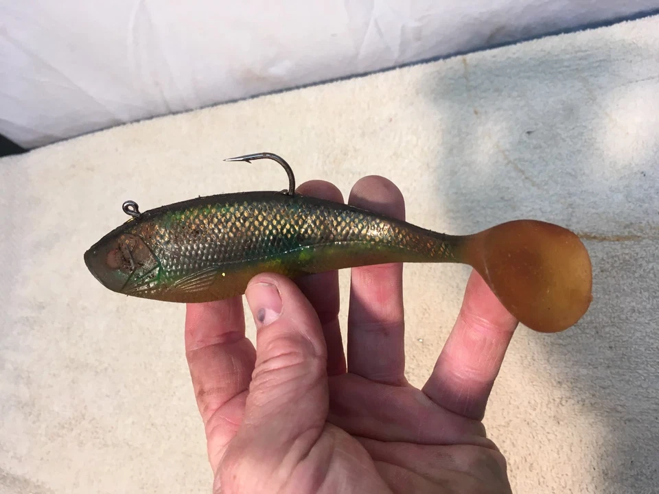 Винтажная жесткая резиновая рыболовная приманка на гольяна 6 дюймов - Изображение 2 из 4