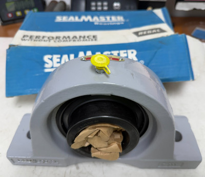  NEW SEALMASTER GOLD LINE 2-7/16'' 2 BOLT PILLOW BLOCK BALL BEARING MP-39C