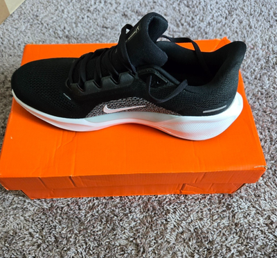 Nike Zoom Pegasus 41 Raiders ‘Black White’ IB3201-001 Multi Size Nike Zoom Pegasus 41 Raiders IB3201 001 - Size 9.5 Mens NIB  main image 4