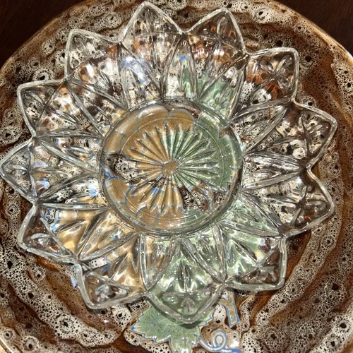 3 Beautiful 1960s Sunflower Style Federal Glass 6in Plates