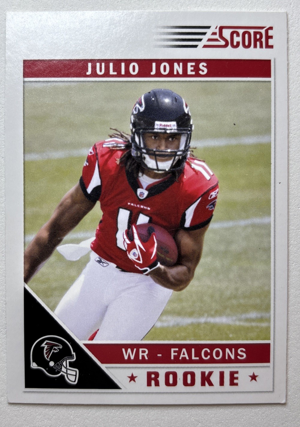 Julio Jones #351 Football Cards 2011 Panini Score trading card — raw and PSA graded price guide
