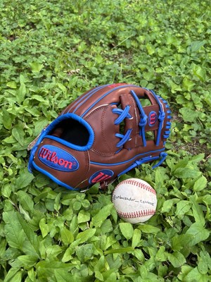 2025 Dansby Swanson Wilson A2000 DS7 11.75” Game Model Infield