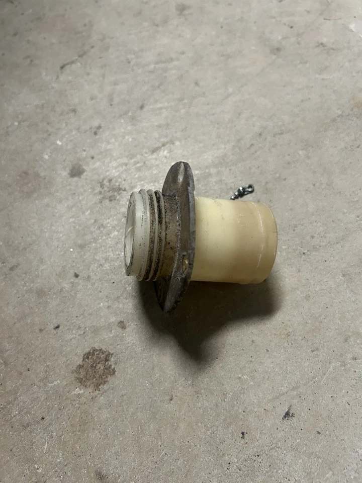 95-03 Kawasaki ZXi 750 900 1100 Jet Ski Cuello de llenado de combustible JetSki STX STS SX SS Foto 2 de 4