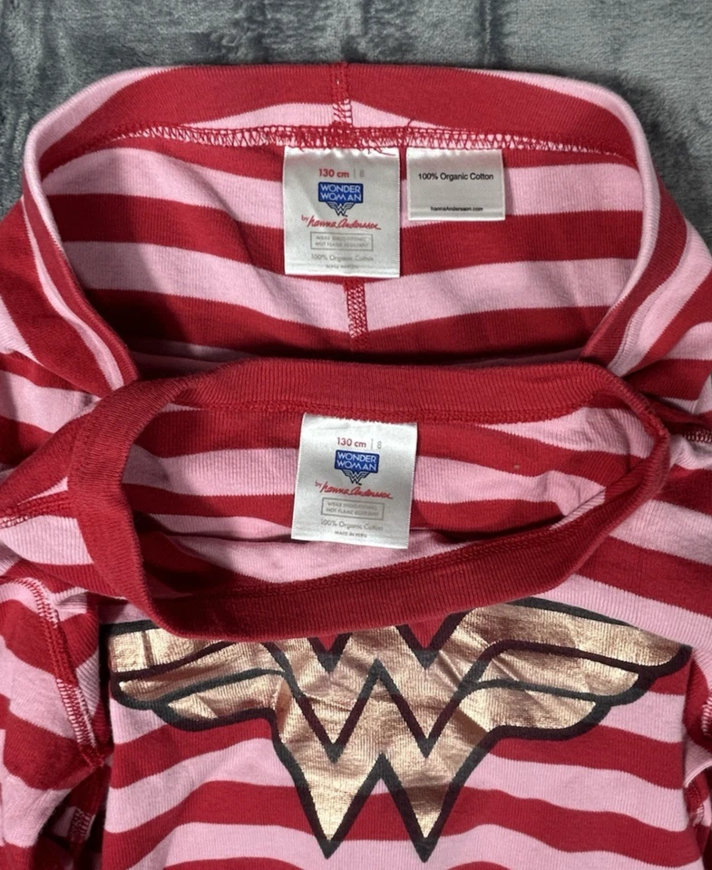 Пижамы Hanna Andersson Wonder Woman в розовую и красную полоску 130 см размер США 8 из органического хлопка - Изображение 3 из 4