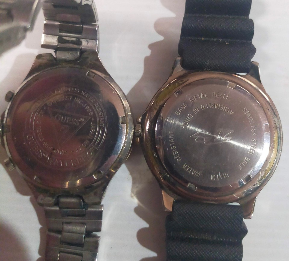 Mens Vintage/Used Watches for Parts and Repairs untested. Guess/Giani