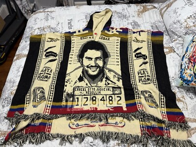 Pablo Escobar  Ruana Poncho El Patron Del Mal plata O Plomo