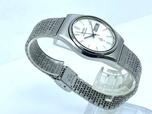 Reloj Hombre Vintage SEIKO KING QUARTZ Cuarzo Esfera Plateada Batería Nueva 5856-8030 - Imagen 5 de 20