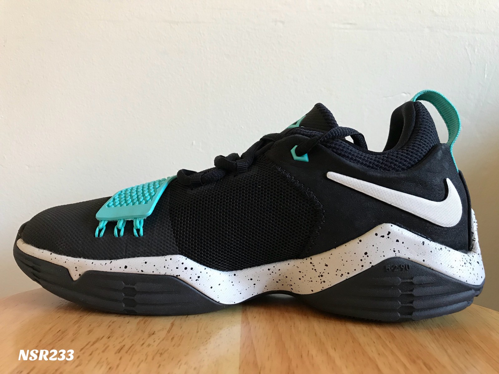 NIKE PG 1 GS noir TEAL BONE blanc 6-6.5 AQUA 880304 002 Taille 6-6.5 blanc BASKETBALL NEW e0a2cf NIKE PG 1 GS noir TEAL BONE blanc 6-6.5 AQUA 880304 002 Taille 6-6.5 blanc BASKETBALL NEW e0a2cf