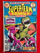 SUPER TEAM FAMILY GIANT #8 ~ 1976 ~ DC COMICS ~ CHALLENGERS OF THE UNKNOWN ~DOOM