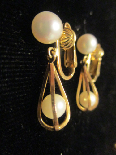 Vintage Estate 14K Gold Caged Cultured Pearls Drop