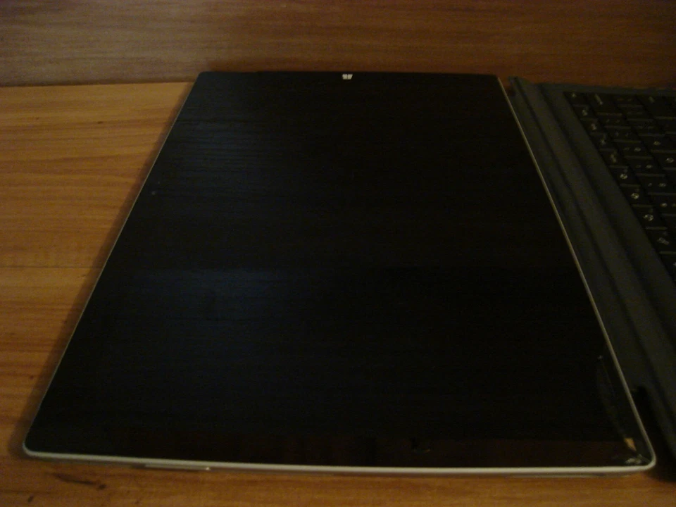 Microsoft Surface Pro 3 12" Tablet 128GB windows 8.1 - Image 4 of 4