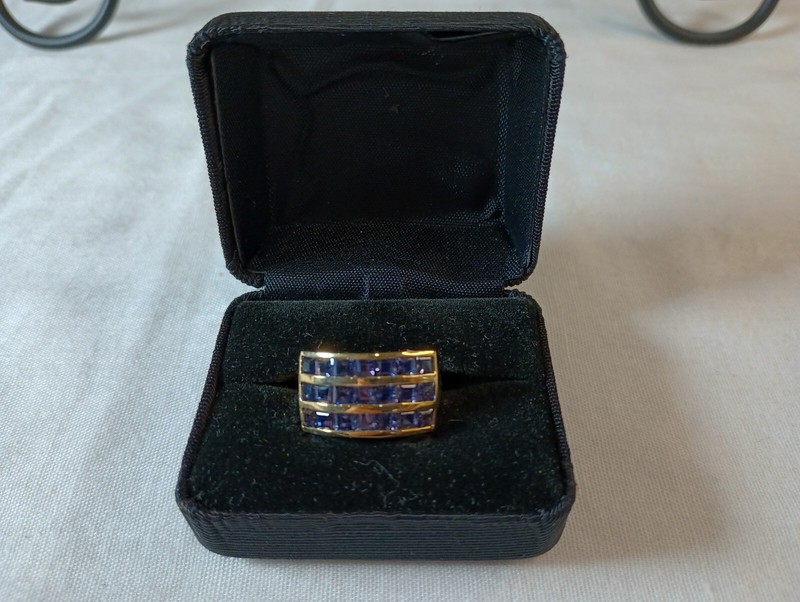 NIB Triple Row Channel Set Princess Cut Tanzanite Ring 10K Yellow Gold Size 7.75