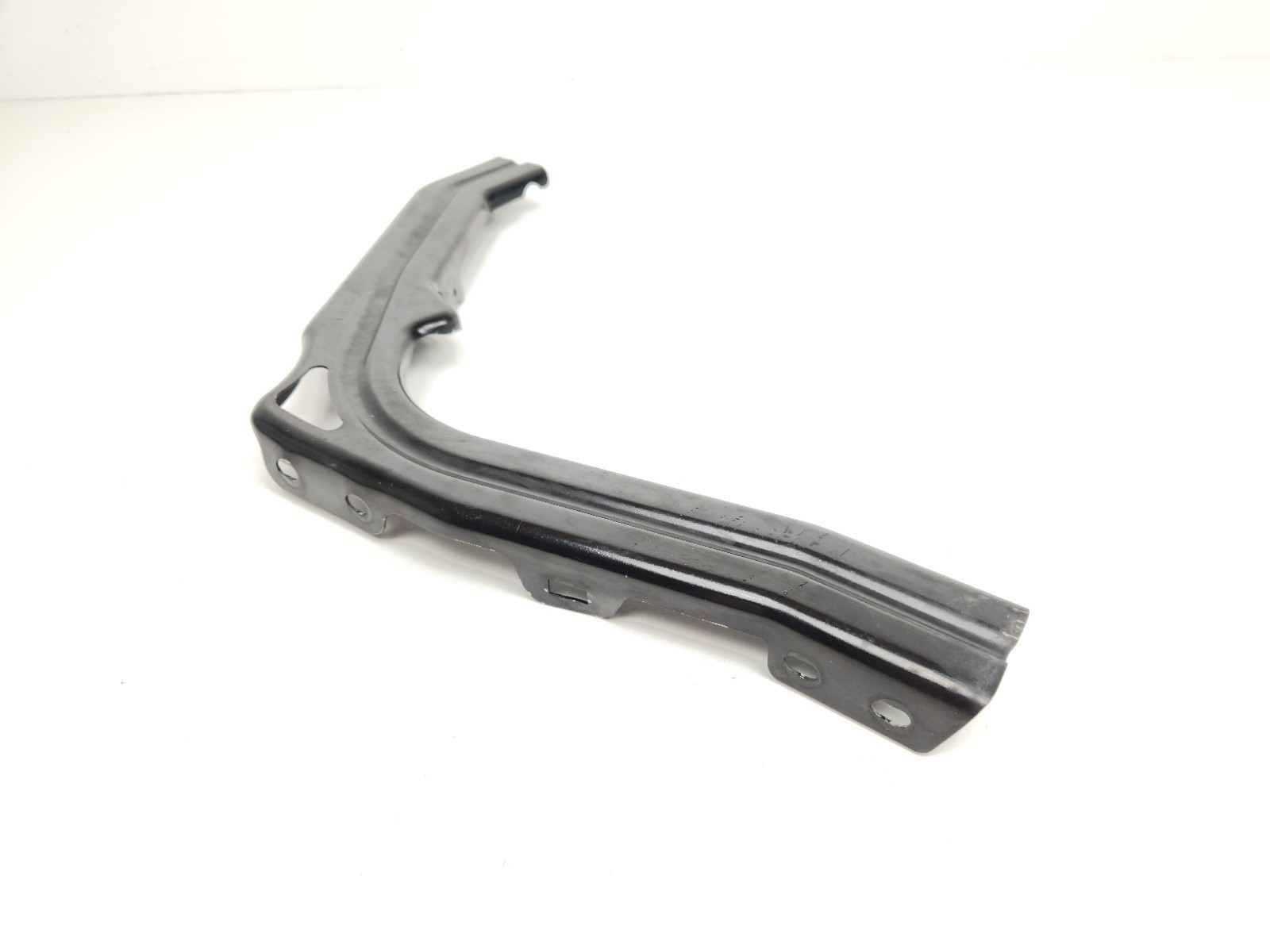 2012-2014 MCLAREN MP4-12C MP4 12C 650 LEFT QUARTER PANEL BRACKET OEM 11A0937CP