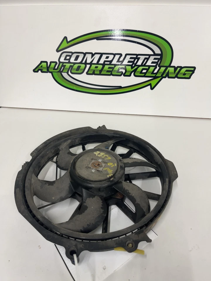 Conjunto de ventilador de motor de refrigeración eléctrico Mercury Sable 1998-01 Lh Foto 2 de 4