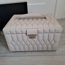 WOLF Quilted Jewellery Box with Mirror, Beige