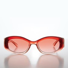 Red Sleek Oval Vintage Sunglasses - Flavia