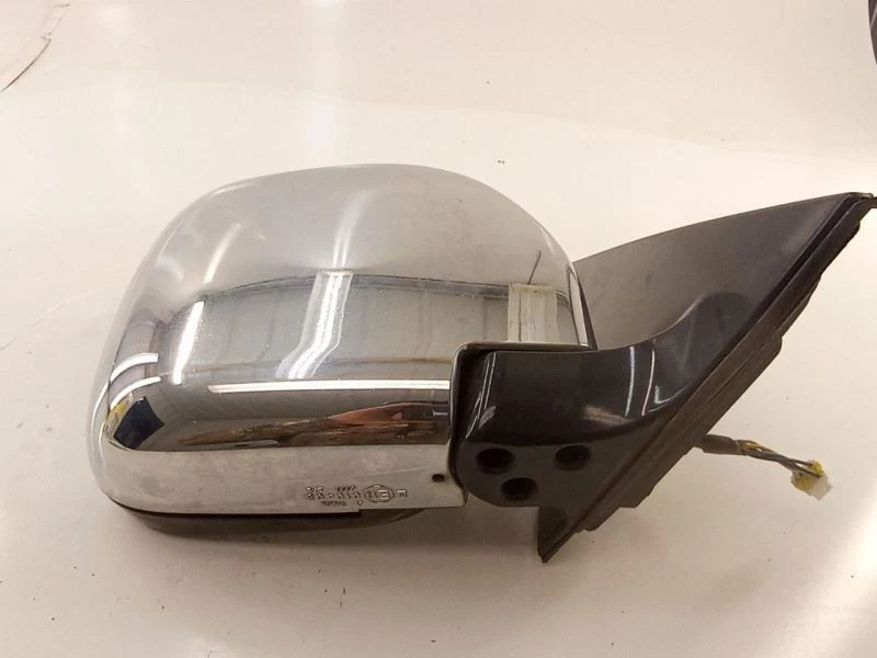 2001-2004 Mitsubishi Montero Passenger Right Mirror Chrome Heated OEM  - Image 2 of 4