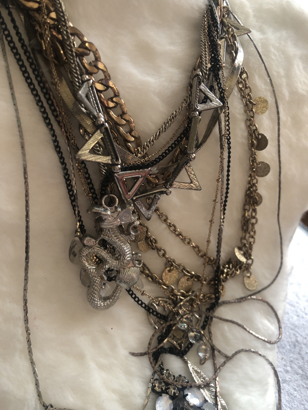 Assorted Women's Necklaces Bundle - image 1