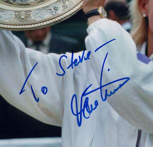 MARTINA NAVRATILOVA signed Autographed "WIMBLEDON CHAMPION" 8X10 PHOTO - COA - Picture 2 of 2