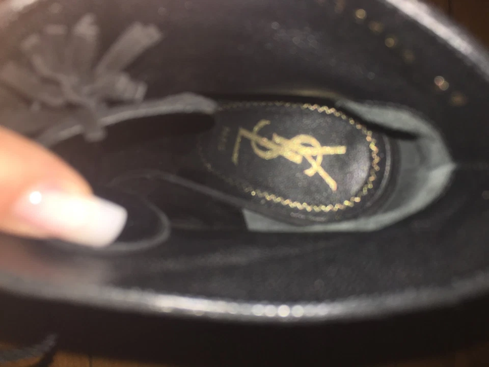 Botas con cordones de gamuza vintage Yves Saint Laurent Lynn años 90 Foto 3 de 4