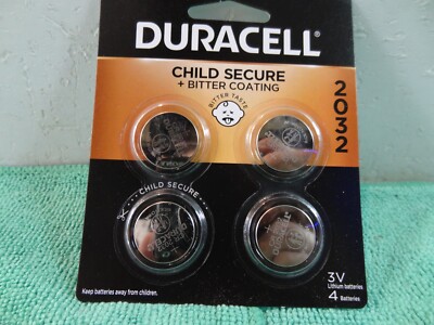Duracell CR2032 3V Lithium Battery, Child Safety Features, 4 Count Pack, Lithium