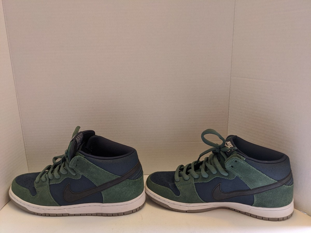 Nike SB Dunk Mid Nori US Mens Size 9 314383-304 Nori Black