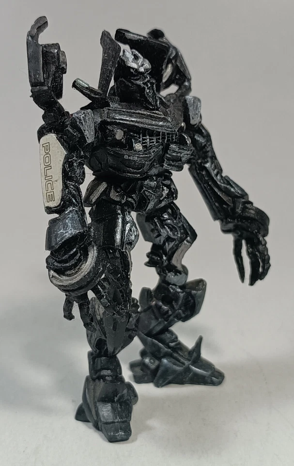 HASBRO TRANSFORMERS 2007 MOVIE BARRICADE KEYCHAIN PVC FIGURE NO KEY RING - Image 4 of 4