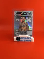 2025 TOPPS UFC FINEST MAX HOLLOWAY BLUE REFRACTOR SP #/200 #45