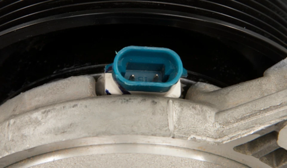 A/C Compressor-New Compressor 4 Seasons 58951 fits 1993 Cadillac Allante - Image 4 of 4