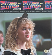 TARA REID AUTOGRAPHED PHOTO RETURN TO SALEMS LOT BECKETT COA HOLOGRAM SEXY MODEL